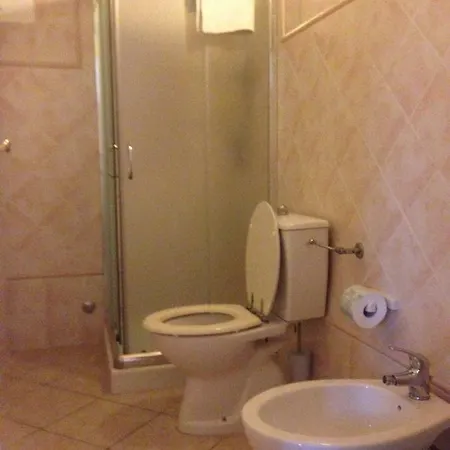 Apartment Stonehouse Capannori