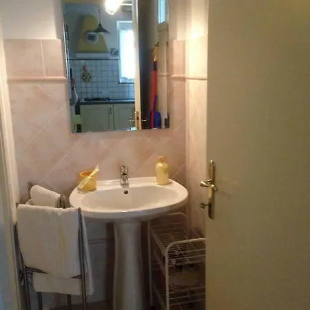Apartment Stonehouse *